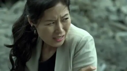 Still 3 of The Spy: Undercover Operation (2013) WEB-DL [Hindi (ORG 5.1) + Korean] 1080p 720p & 480p Dual Audio [x264/Esubs]