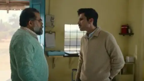 Still 4 of Gram Chikitsalay (Season 2) WEB-DL [Hindi DD5.1] 4K 1080p 720p & 480p [x264/ESubs] | AMZN Series