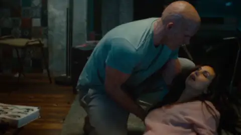 Still 3 of Deadpool 2 (2018) Super Duper Cut BluRay [Hindi (ORG 5.1) + English] 4K 1080p 720p & 480p Dual Audio [x264/10Bit-HEVC]