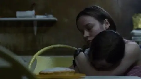 Still 2 of Room (2015) BluRay [Hindi (ORG 2.0) & English] 4K 1080p 720p & 480p Dual Audio [x264/10Bit-HEVC]