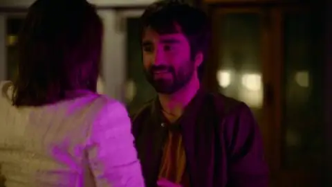Still 5 of Four More Shots Please! (Season 2) WEB-DL [Hindi DD5.1] 1080p 720p & 480p [x264/ESubs] | PrimeVideo Series