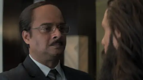 Still 1 of Dhurandhar: The Revenge (2026) DS4K WEB-DL [Hindi DD5.1] 4K 1080p 720p & 480p [x264/10Bit-HEVC] | [Raw & UnDekha]