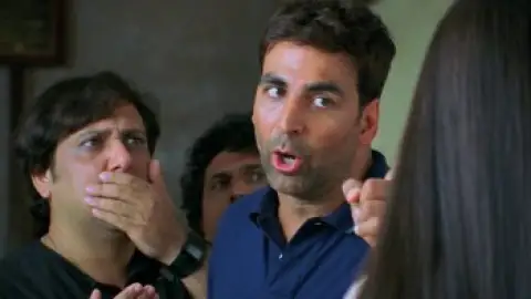 Still 1 of Bhagam Bhag (2006) BluRay [Hindi DD5.1] 1080p 720p & 480p [x264/HEVC]