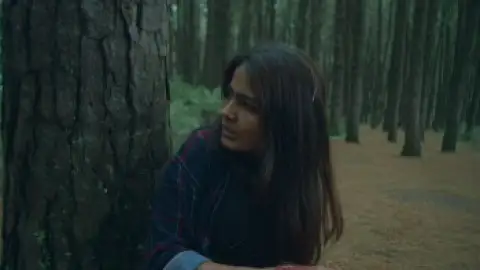 Still 5 of Lovedale (2025) WEB-DL [Hindi (DD2.0) & Malayalam] 1080p 720p & 480p Dual Audio [x264/HEVC]