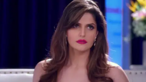 Still 1 of Hate Story 3 (2015) WEB-DL [Hindi 5.1] 1080p 720p & 480p [x264/10Bit-HEVC]