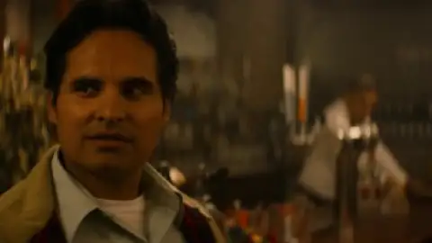 Still 6 of Narcos: Mexico (Season 3) WEB-DL [Hindi (ORG 5.1) & English] 1080p 720p & 480p x264 Dual Audio DD5.1