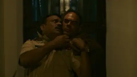 Still 4 of Paatal Lok (Season 1) WEB-DL [Hindi DD5.1] 4K 1080p 720p & 480p [x264/HEVC] HD | ALL Episodes [PrimeVideo Series]