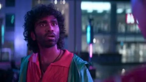 Still 4 of Love Insurance Kompany (2026) DS4K WEB-DL [Hindi (DD5.1) & Tamil] 4K 1080p 720p & 480p Dual Audio [x264/10Bit-HEVC]