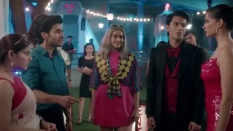 Still 4 of Knock Knock Kaun Hai (Season 1) WEB-DL Hindi 1080p 720p & 480p x264 DD2.0 | AMZN Series