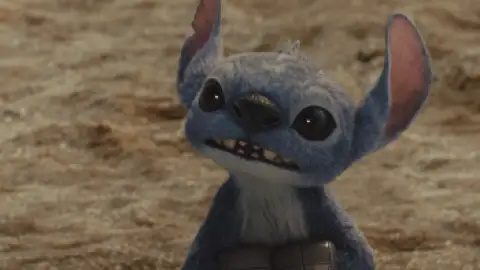 Still 8 of Lilo & Stitch (2025) BluRay [Hindi (DD5.1) & English] 4K 1080p 720p & 480p Dual Audio [x264/10Bit-HEVC]