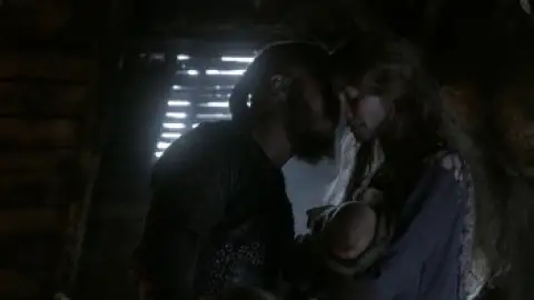 Still 3 of Vikings (Season 2) BluRay [Hindi (DD2.0) & English] 1080p 720p & 480p Dual Audio [x264/ESubs]